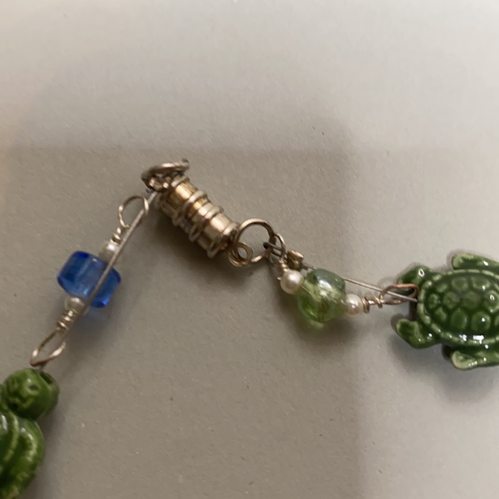 Turtle 🐢 Necklace - Picture 4 of 6